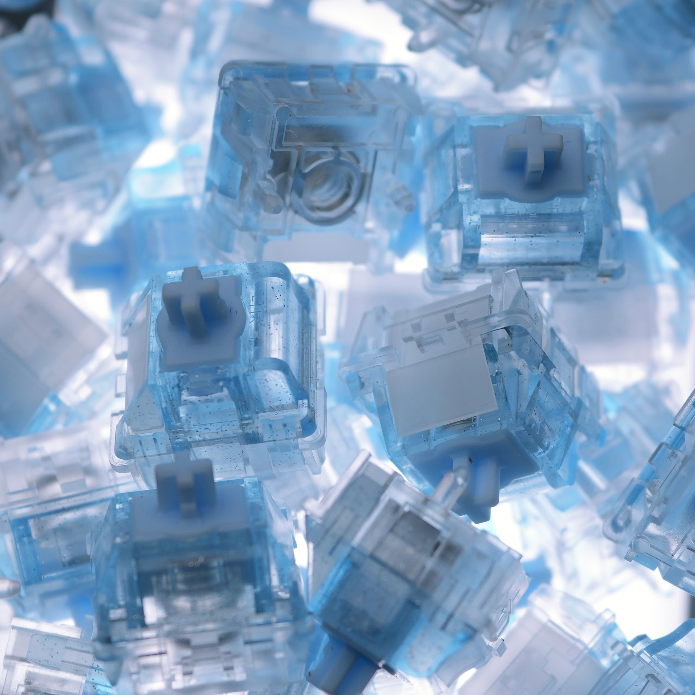 UR Studio Magnetic ICE Ultra Switch【磁気式スイッチ】