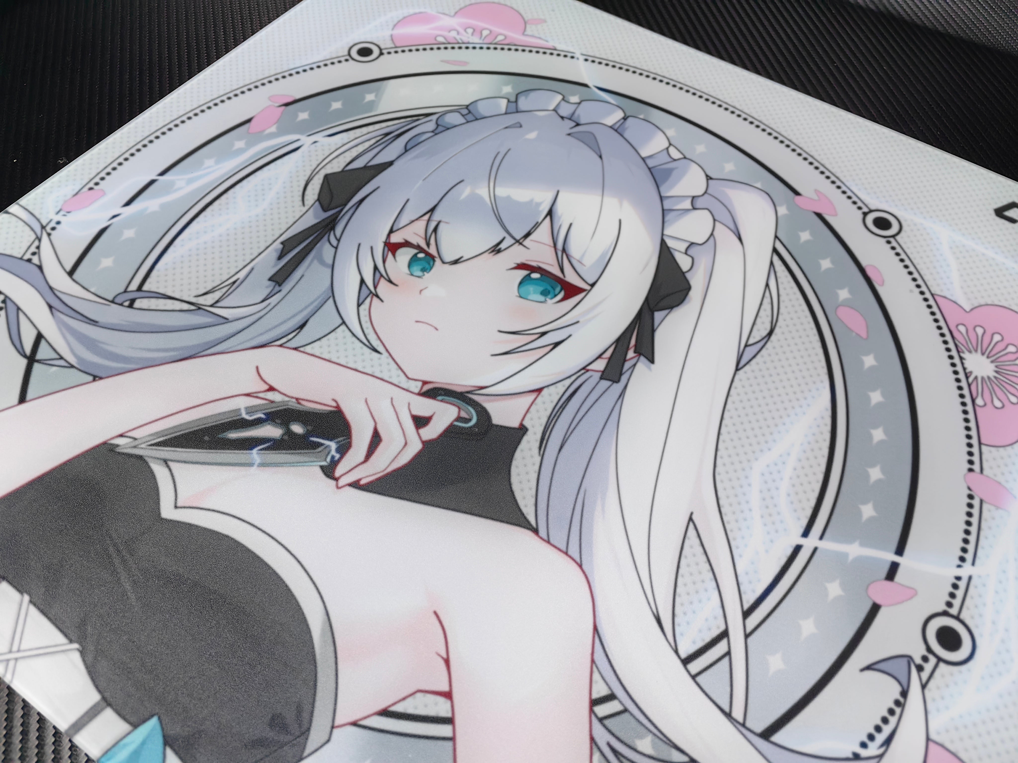 D-GLOW 影 Saki【ガラス製マウスパッド】